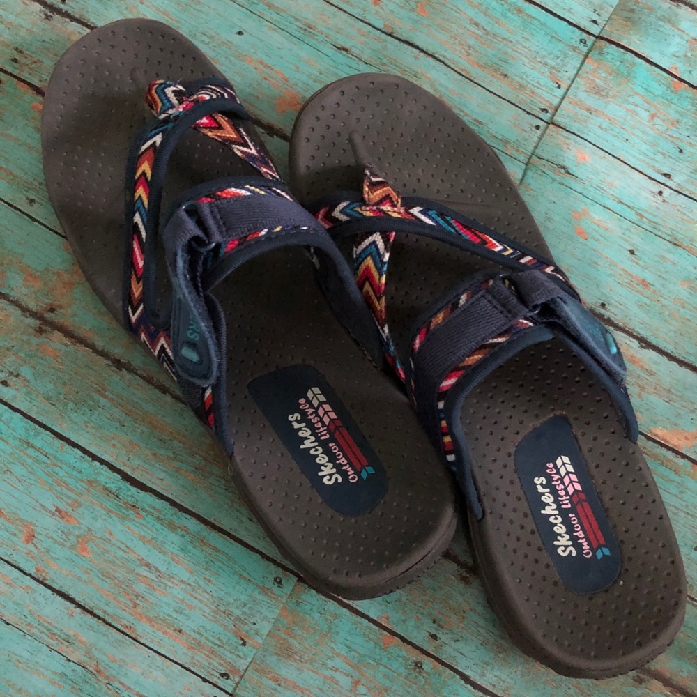 Skechers Navy Multi Reggae Zig Swag Sandals EUC 9
